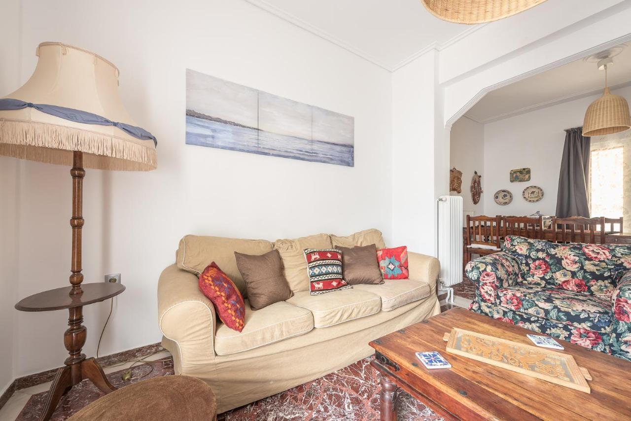 West Apartment *